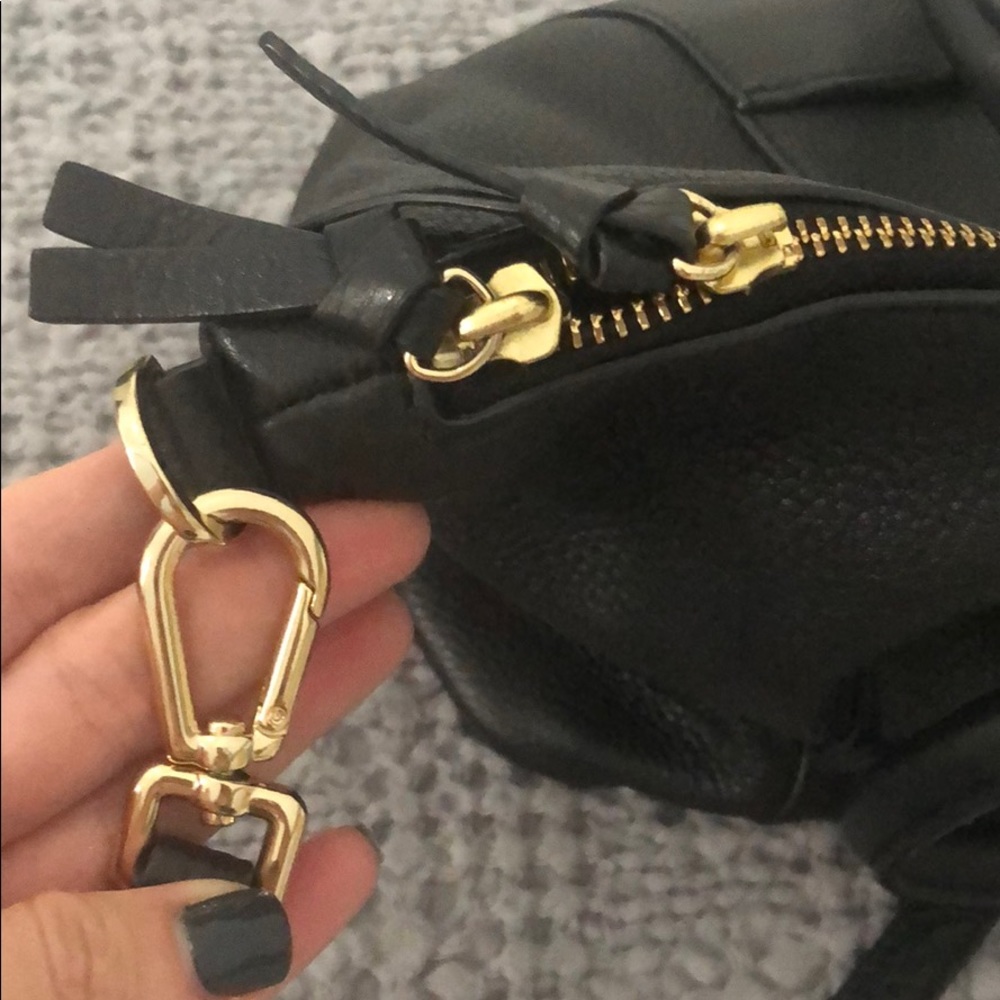 Tory Burch Crossbody Black - Picture 4 of 8